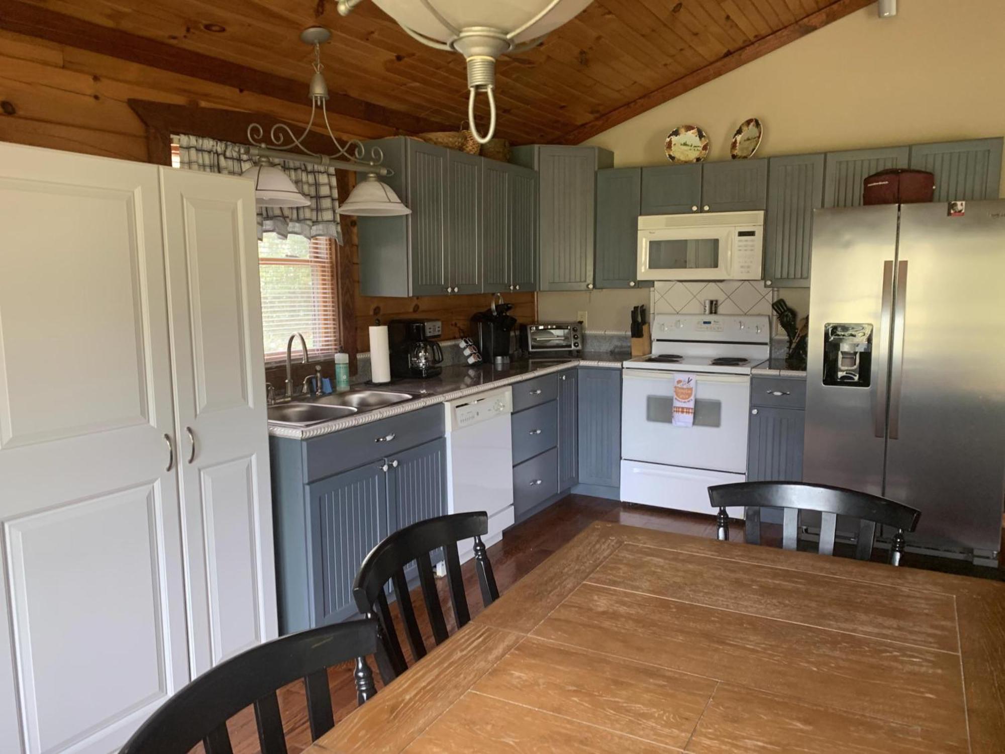 Ridge View Cabin With Fireplace Pet Friendly- Holiday home Tryon